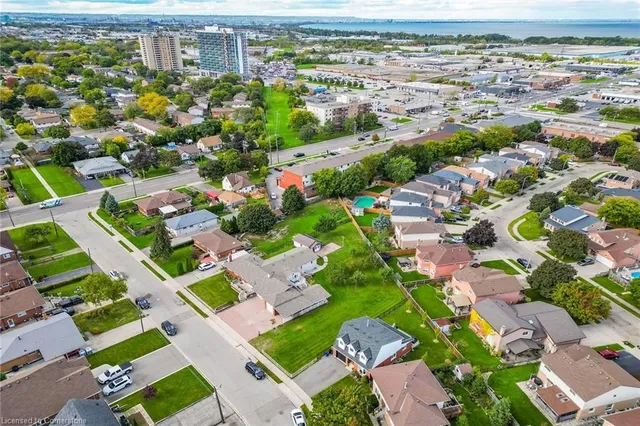 Additional image 31 of 171 Britannia Ave