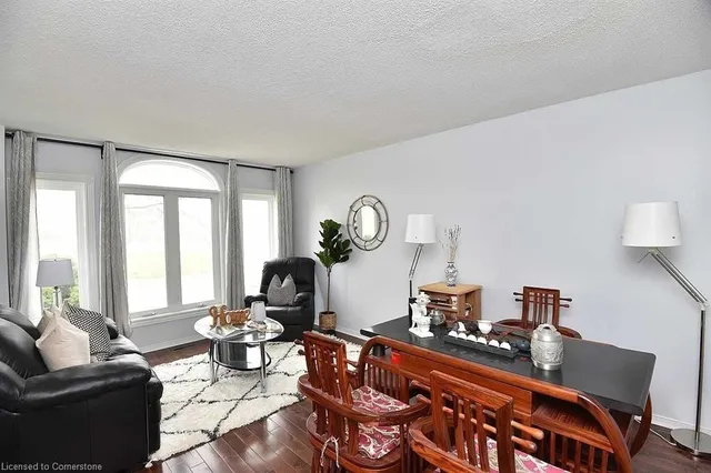 Additional image 7 of 102 Huntingwood Ave