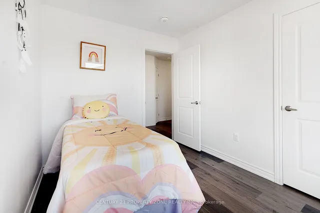 Additional image 33 of 61 Soho St Unit 102