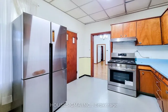 Additional image 18 of 185 East Ave