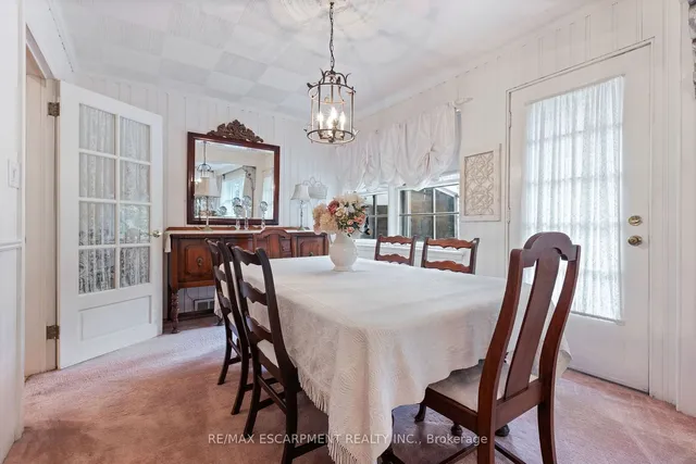 Additional image 21 of 53 Lovers Lane