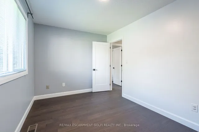 Additional image 25 of 305 Woodland Dr