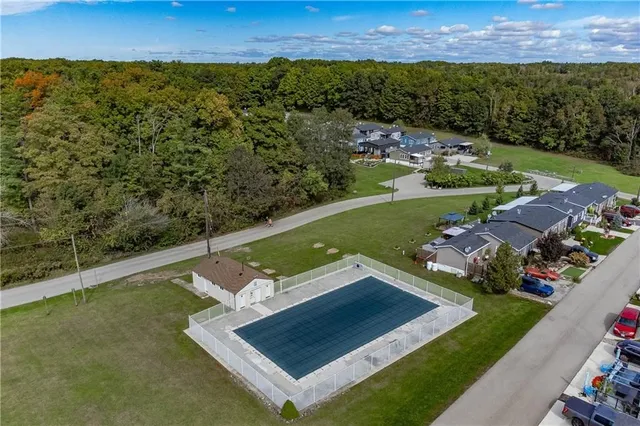 Additional image 31 of 4449 MILBUROUGH Line Unit 8 Poplar St