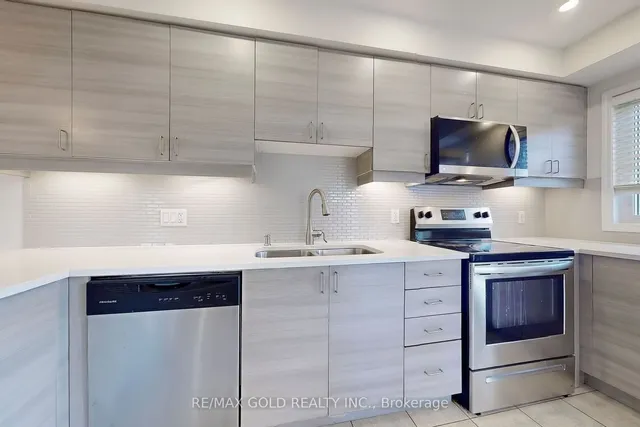 Additional image 9 of 86 Locker Pl