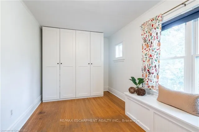 Additional image 22 of 56 Newton Ave