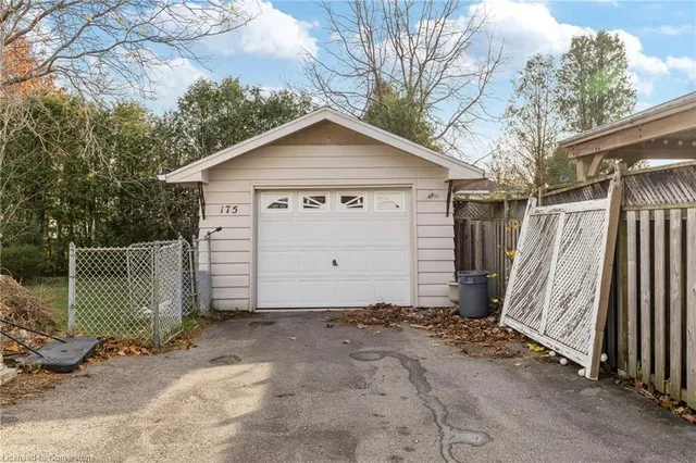 Additional image 46 of 175 Rosedale Ave