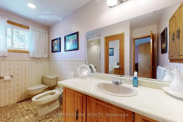 Additional image 19 of 1378 Wilson Ave