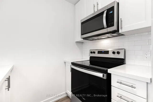 Additional image 14 of 450 Dundas St Unit 407