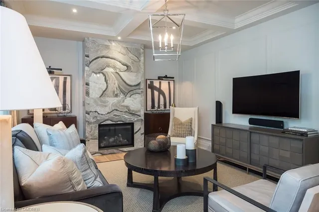 Additional image 13 of 304 Mcgibbon Dr