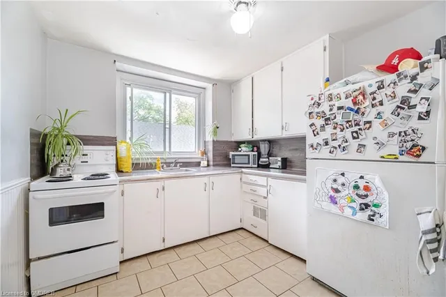 Additional image 21 of 2149 Caroline St