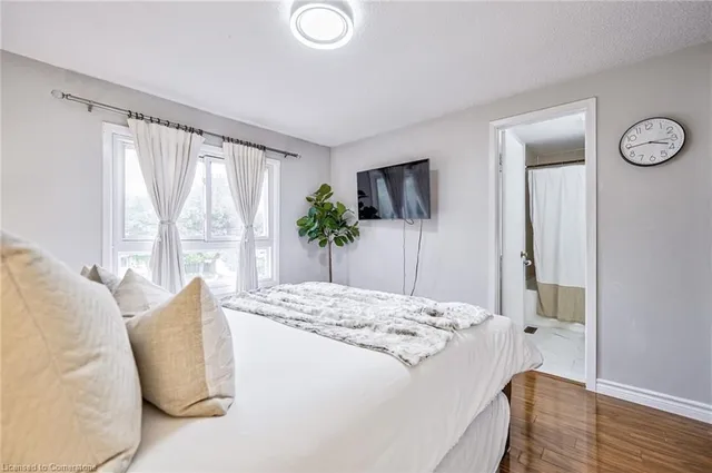 Additional image 22 of 20 Scarfair Ptway