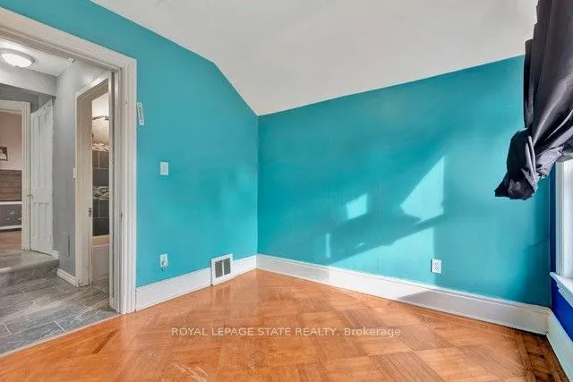 Additional image 10 of 304 Emerald St