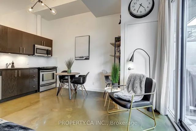 Additional image 13 of 201 Carlaw Ave Unit 201
