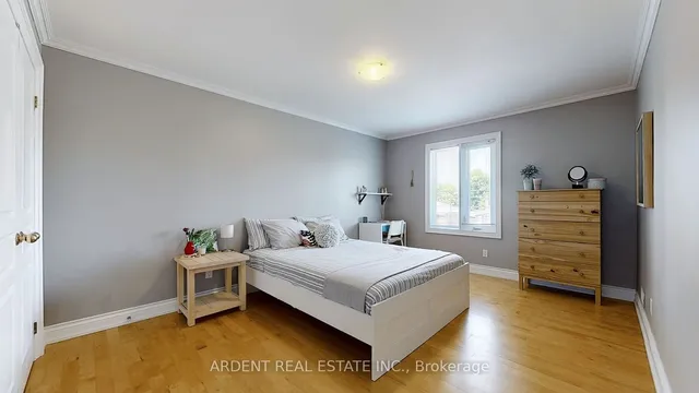 Additional image 19 of 265 Acton Ave