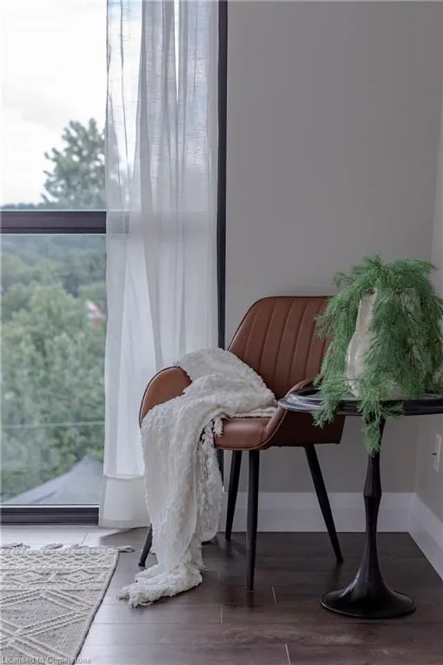 Additional image 35 of 101 Locke St Unit 504