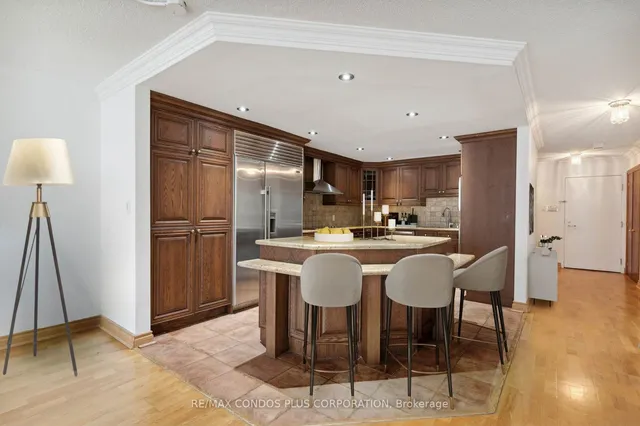Additional image 5 of 401 Queens Quay Unit 512
