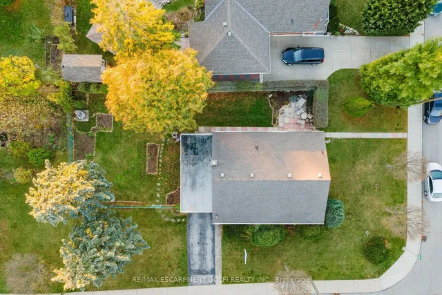 Additional image 27 of 130 KINGS FOREST Dr