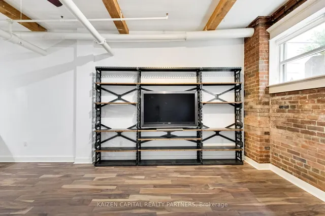 Additional image 13 of 90 Sherbourne St Unit 103