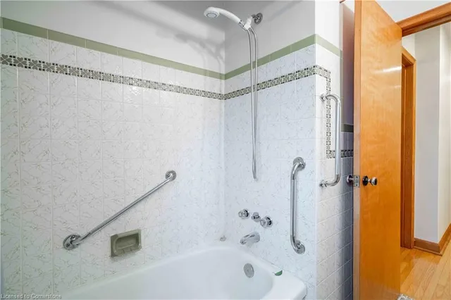 Additional image 27 of 10 Salmond Crt