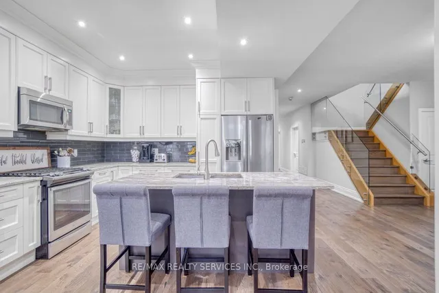 Additional image 13 of 958 Beach Blvd