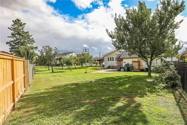 Additional image 45 of 171 Britannia Ave