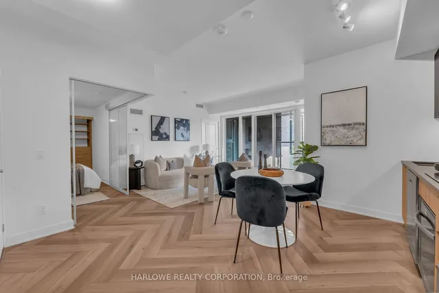 Additional image 21 of 543 Richmond St Unit 713