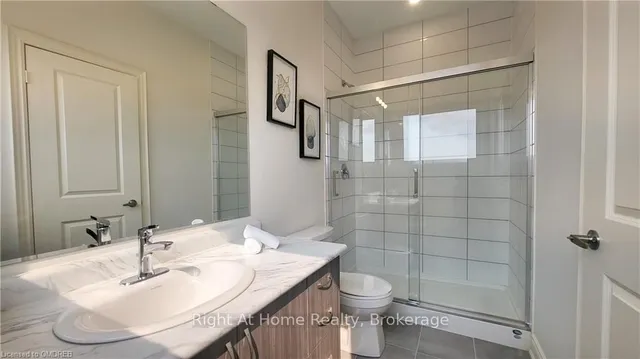 Additional image 21 of 466 HUMPHREY St