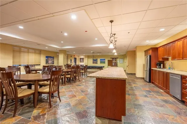 Additional image 35 of 399 Elizabeth St Unit 611