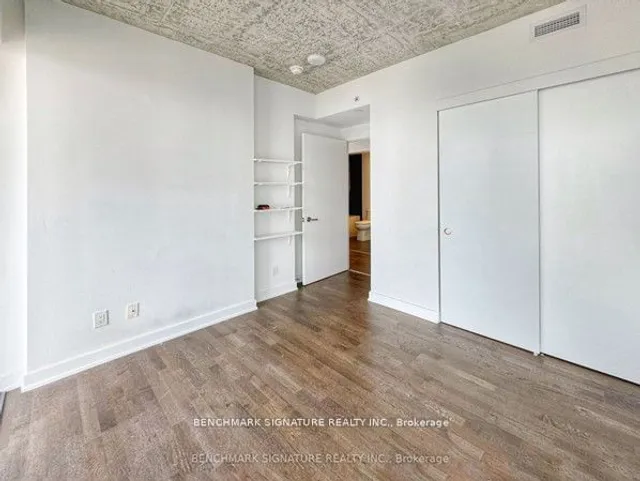 Additional image 9 of 185 Roehampton Ave Unit 1904