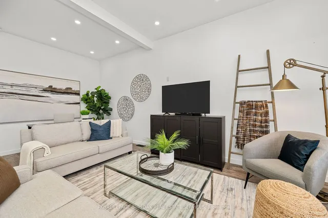 Additional image 30 of 127 Freelton Rd