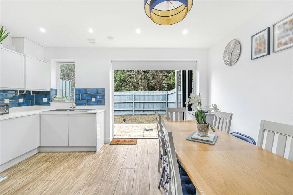 Additional image 5 of Green Close, Brookmans Park, Hertfordshire, AL9