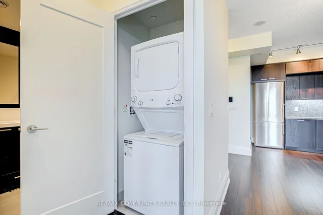 Additional image 23 of 120 Harrison Garden Blvd Unit 1008