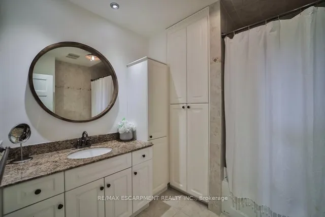 Additional image 22 of 4028 Millar Cres