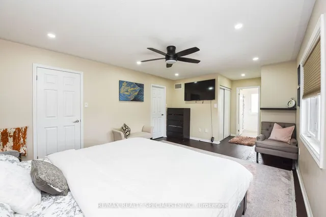 Additional image 22 of 463 Dymott Ave