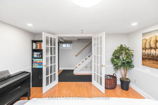 Additional image 20 of 16 Fernwood Cres