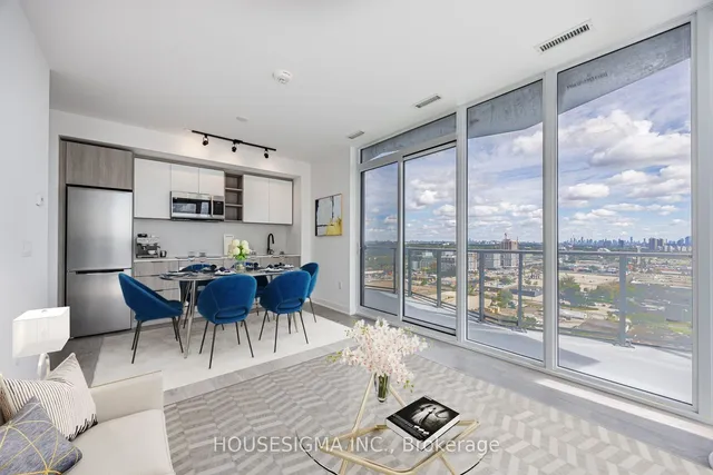 Additional image 34 of 36 Zorra St Unit 1808