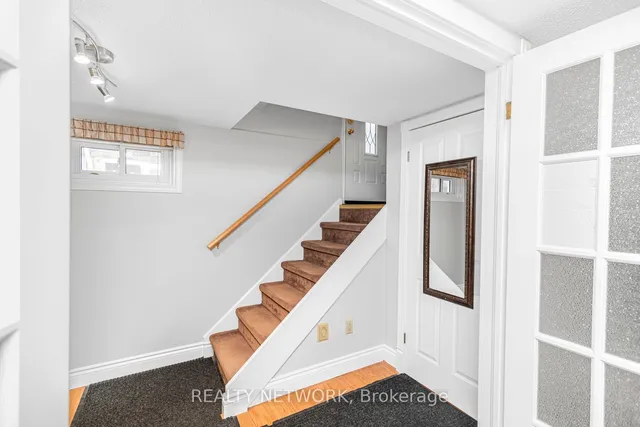Additional image 21 of 16 Fernwood Cres
