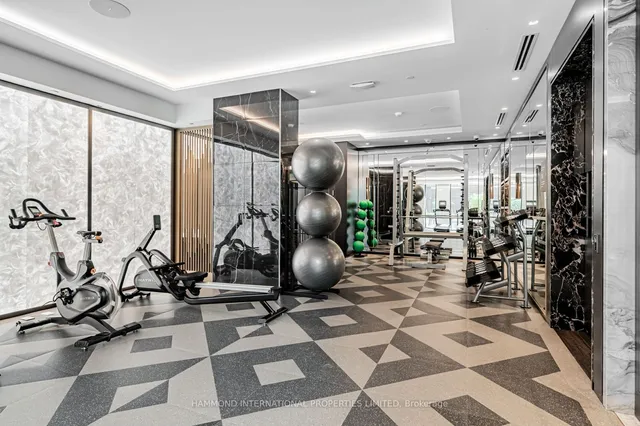 Additional image 29 of 455 Wellington St Unit 708