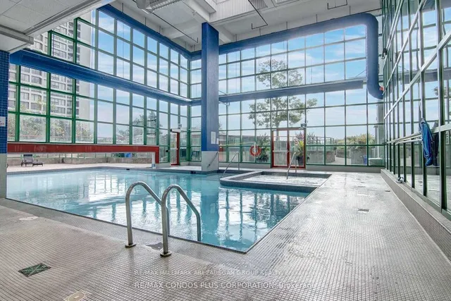 Additional image 6 of 77 Harbour Sq Unit 3005