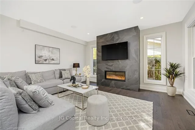 Additional image 11 of 84 JOHN St