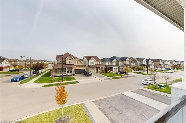 Additional image 36 of 4 Brigham Ave