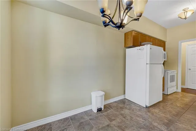 Additional image 15 of 416 Limeridge Rd Unit 109