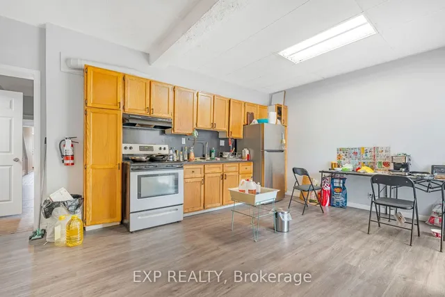 Additional image 11 of 147 Elgin St