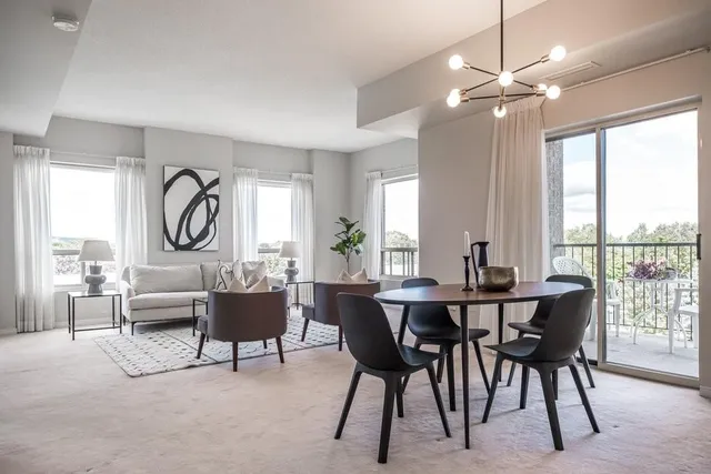 Additional image 9 of 3497 UPPER MIDDLE Rd Unit 409