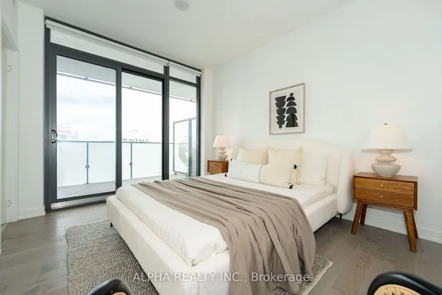 Additional image 21 of 20 Lombard St Unit 3907