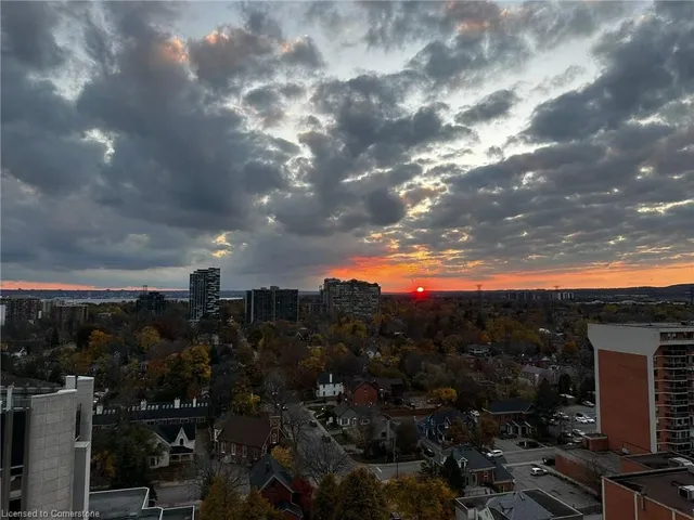 Additional image 39 of 2007 James St Unit 1307