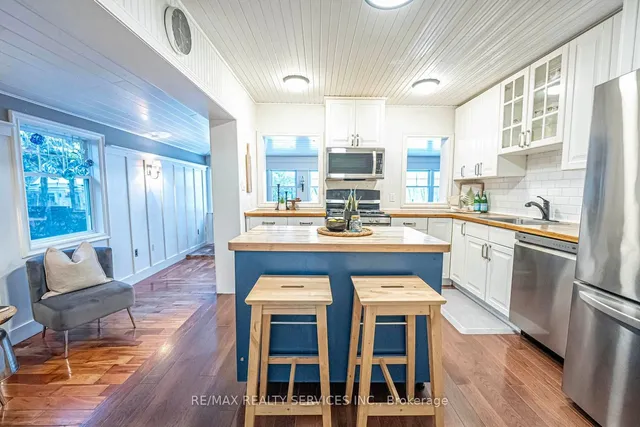 Additional image 25 of 112 Court St