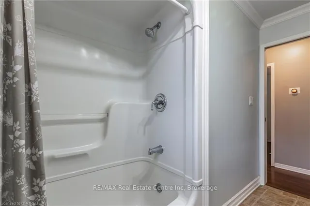 Additional image 13 of 34 MILTON HEIGHTS Cres