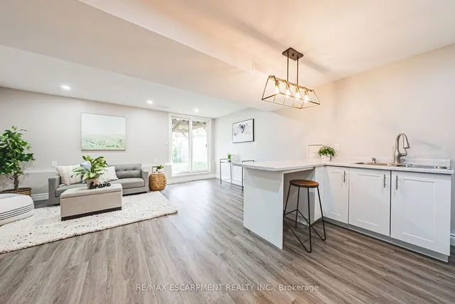 Additional image 27 of 39 Thames Way