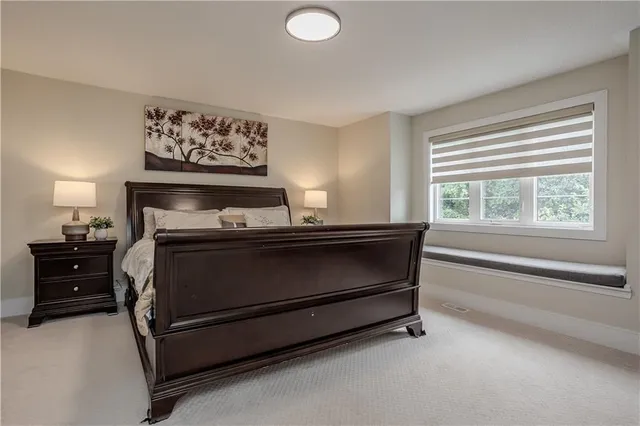 Additional image 23 of 4176 FULLER Cres